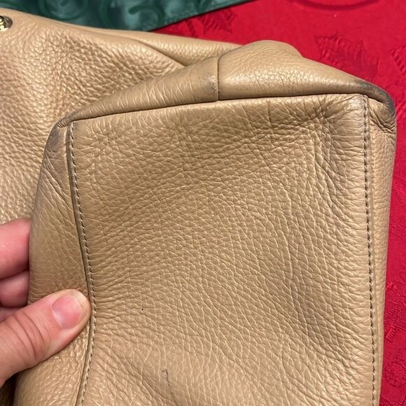 COACH bag with Chain straps detail. See pictures for corner wear. *HOST PICK - Picture 8 of 14